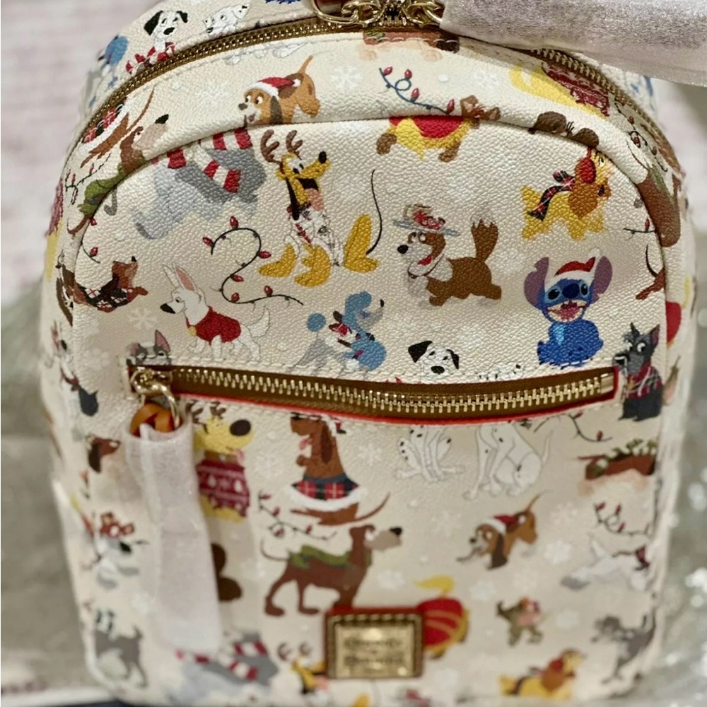 NWT Disney Parks Dooney & Bourke Santa Tails Chrismas Holiday Backpack Dogs